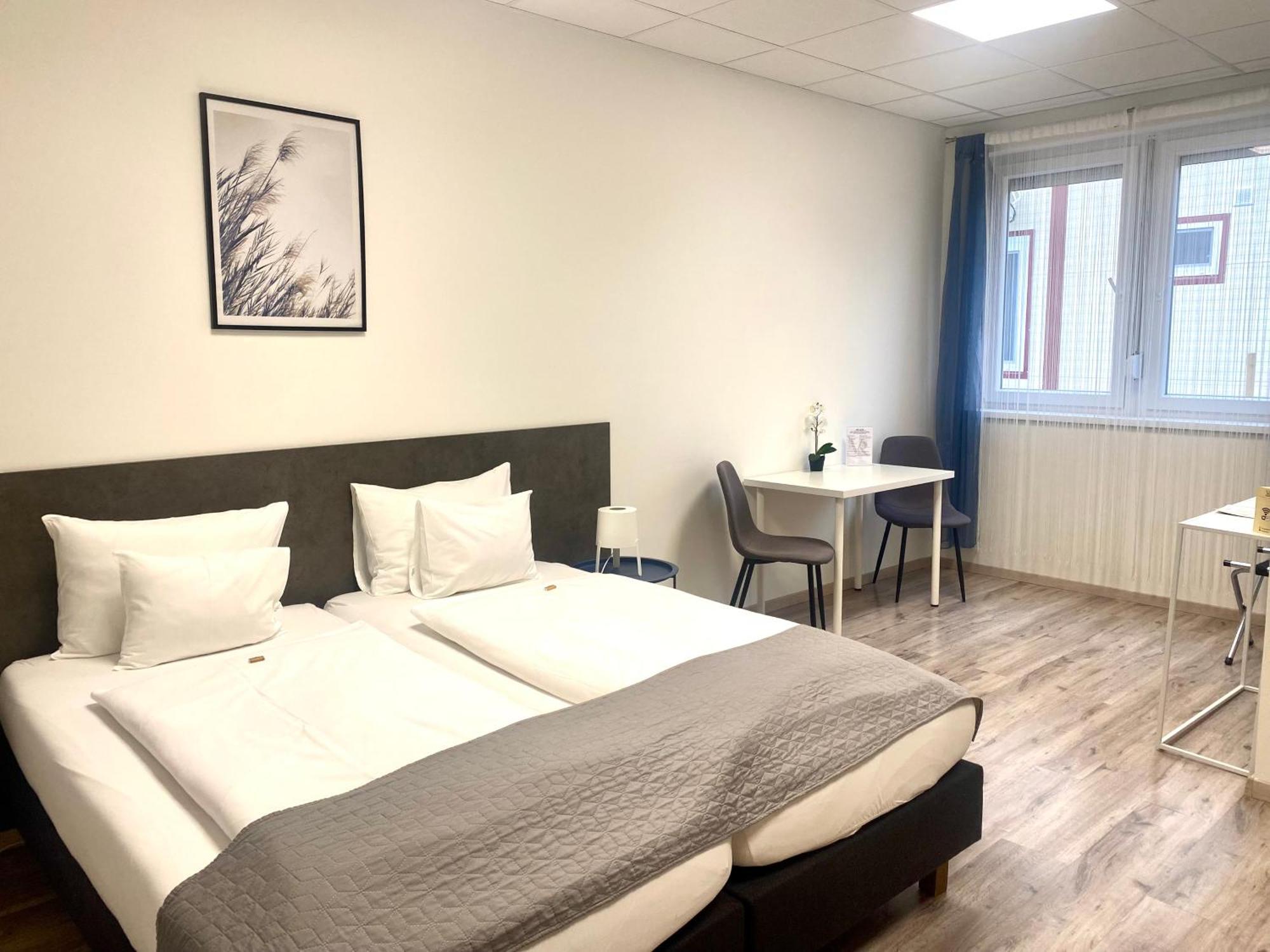 Vecsesi Rendezvenykoezpont Es Panzio Bed & Breakfast ภายนอก รูปภาพ